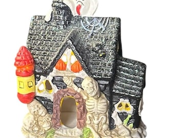Vintage K’s Collection Ceramic Mini Halloween Village Haunted House 5x4x3”