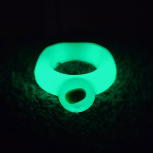 Glow in the Dark Glass Ring with Opal in glass marble