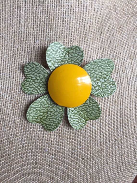 Retro Vintage Enameled Flower Pin Green and Yellow