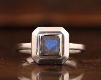 Blue Fire Labradorite Ring: Handmade Sterling Silver Gemstone Band