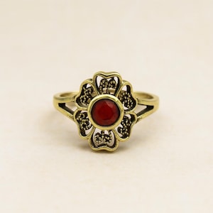 Brass Floral Ring with Red Garnet Stone, Handmade Boho Vintage Jewelry, Boho Flower Ring, Statement Jewelry, Unique Design, Gift for Women