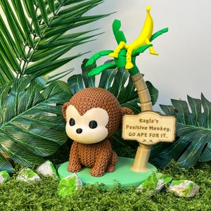 Emotional Support Monkey Desk Buddy | Banana Companion Set with Custom Wood Sign, Positive Desk Decor for Monkey Lovers Office