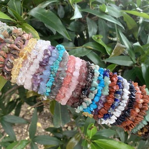 Delicada pulsera de chips de cristal natural, regalo de joyería de piedras preciosas hecho a mano.