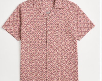 Roze katoenen overhemd met bloemenhandblokprint heren | Handgemaakte zomerkampkraag dichtgeknoopt