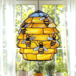Honey Bee ACRYLIC Suncatcher Bee Window Hanging Gift for Garden Lovers Bee Lover Gift Home Decoration Gift For Mom Garden Decor Plant Lover