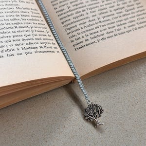 Bladwijzer | Handgemaakte macramé bladwijzer met bedel