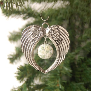 Angel Wing Ornament, Custom Memorial Ornament, Family Christmas Gift Idea, Guardian Angel Keepsake, Custom Made with Loved Ones Clothing