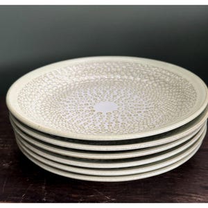 Anthropologie Japan Saiju Glazed Textured Porcelain 9 3/8" Green Plates bild 3