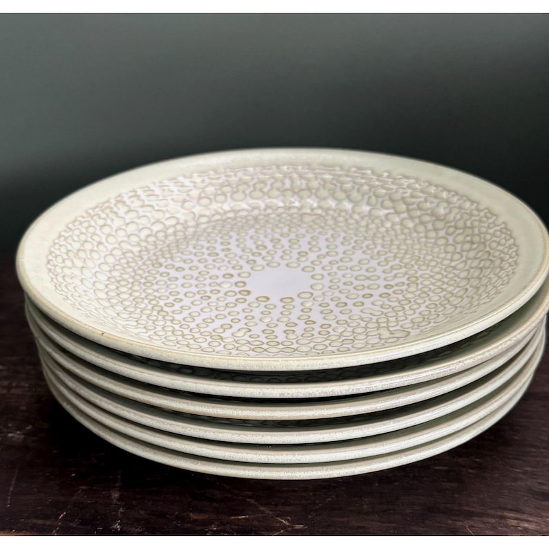 Anthropologie Japan Saiju Glazed Textured Porcelain 9 3/8" Green Plates bild 3