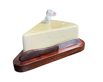 Vintage Ceramic Mouse Swiss Cheese Wedge Cover Wood Board and Spreader Set