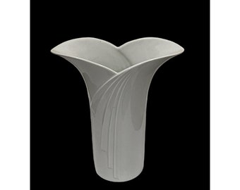 White Porcelain Art Deco Vase, Rosenthal Thomas Germany