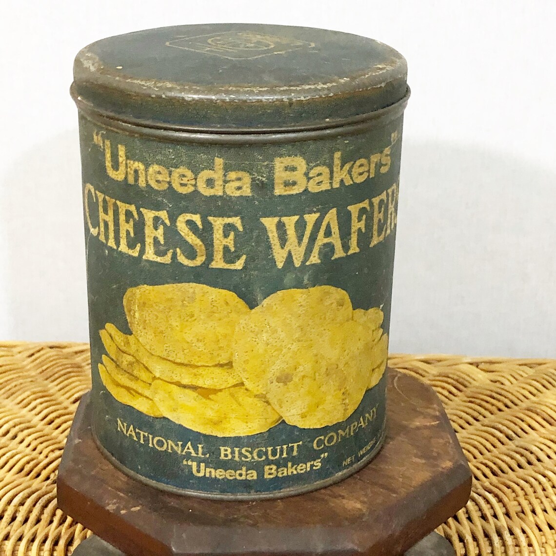 Uneeda Bakers Cheese Wafers Tin National Biscuit Company Etsy