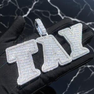Colgante de letra original personalizado lleno de circonitas, collar de moda hip-hop con personalidad, joyería de empalme versátil