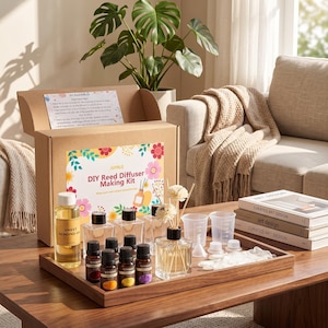 Reed Diffuser Craft Kit DIY Flower Diffuser Set with Essential Oil, Glass Bottle  Reeds, Home Fragrance Air Freshener, Aromatherapy Gift Set