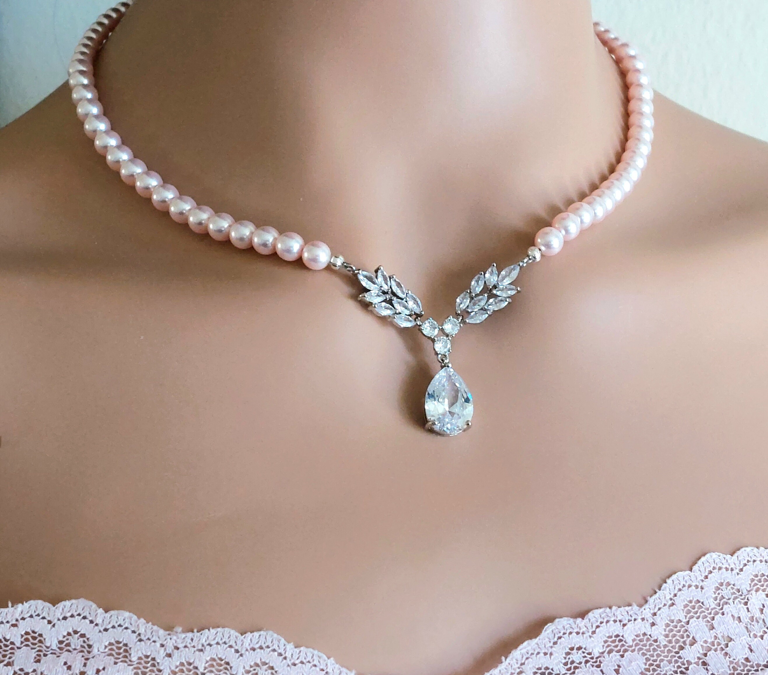 Blush Pink Pearl Necklace, Light Pink Pearl Bridal Necklace