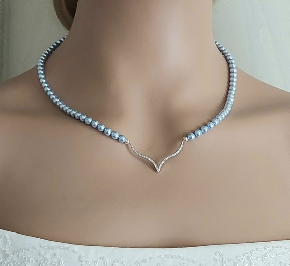 V shaped pearl necklace discount