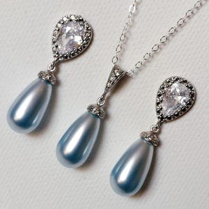 Blush Blue Pearl Bridal Jewelry Set, Light Blue Pearl Earrings Set, Blue Teardrop Pearl Necklace, Blue Wedding Bridal Jewelry Something Blue