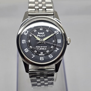Vintage HMT Pilot Mechanical Watch: Refurbished Black Dial, 17 Jewels