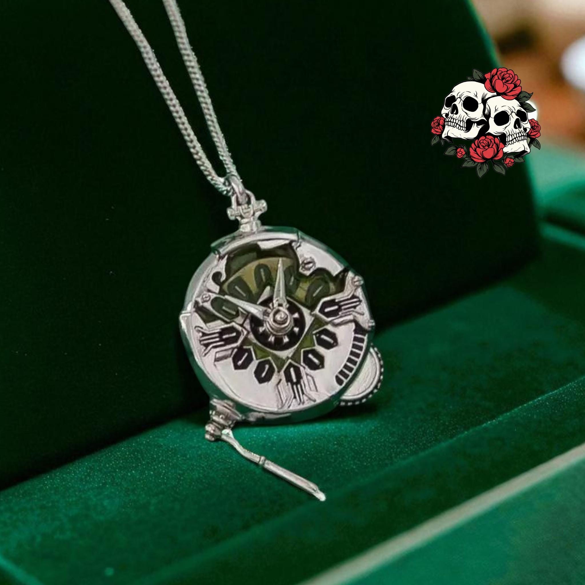 Collana Arcane Con Cristallo Blu – Design Geometrico Unico Per Uomo, Ciondolo Sferico E Catena Dorata
