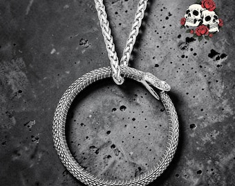 Ouroboros Schlangen-Halskette, Geometrische unendliche Schlangen-Anhänger, Gothic Edelstahl-Schmuck, Unisex-Halskette, Schöne Silber-Schwarz-Farbe