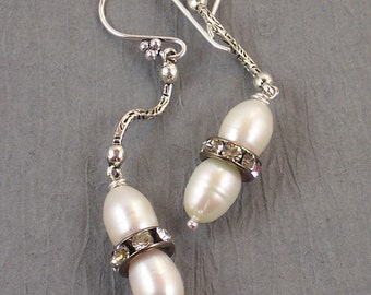 SALE ~ Two Swans in Love ~ Cultured Pearl & Crystal Rhinestone Earrings ~ Wedding Collection