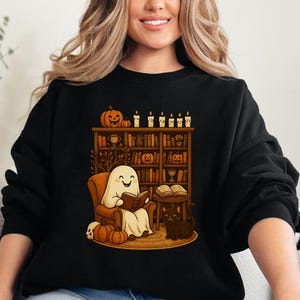 Teacher Retro Ghost Reading Books Sweatshirt, Gift from student, Librarian Ghost Halloween, Back to school Halloween, Boo School