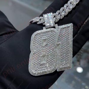 Colgante con dos números personalizados para boda, ropa informal, regalo de fiesta de hip hop personalizado, colgante de hip hop para hombre, joyería de hip hop Ice Out, plata 925