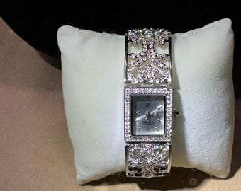 Vintage Xanadu Quartz Ladies Rhinestone Watch - Etsy display picture 1