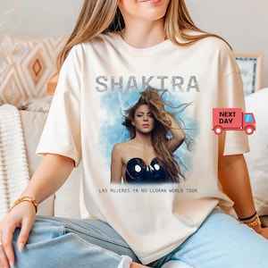 Shakira Vintage Tee - Etsy