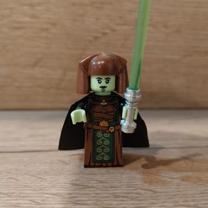 Custom Jedi Luminara Unduli star wars figurine