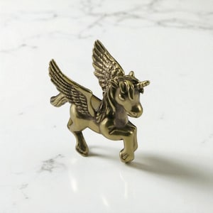 Messing Pegasus Figur: Mythische Kupfer Einhorn Statue, Vintage-Stil Wohnkultur