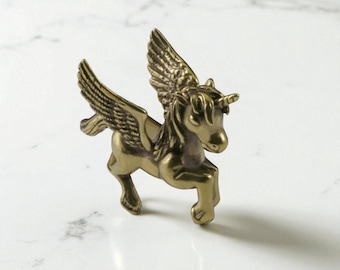 Brass Pegasus Figurine Collectors Retro Mythical Horse Shelf decoration