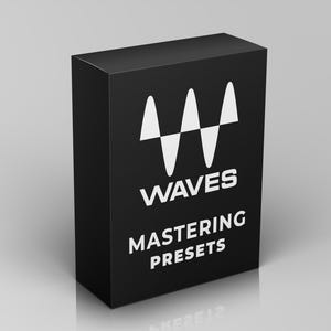 Könnte beinhalten: Schwarze rechteckige Box mit dem weißen Text "WAVES MASTERING PRESETS". Das Waves-Logo ist weiß und besteht aus drei nach oben zeigenden Dreiecken und einem karierten Quadrat. Auf hellgrauem Hintergrund.