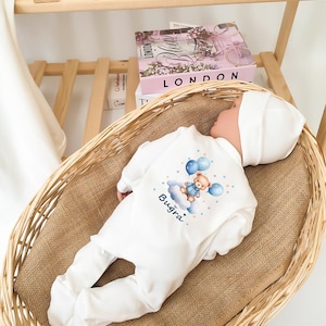 Personalized 10-Piece Newborn Baby Outfit: Organic Cotton Gift Set