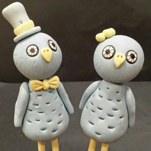 Love Birds Wedding Cake Topper, Love Birds Bride and groom, Bridal Shower Gift, Custom Cake Topper, Bird Wedding, Spring Wedding, Baby Bird