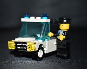 Vintage Lego 6506 Police Car Complete Condition