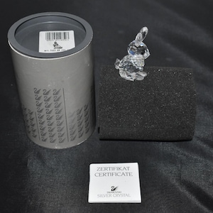 Swarovski Mother Rabbit figurine Boxed As New