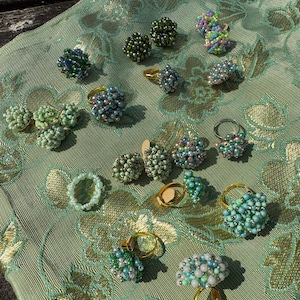 Green Flower Ring – Nature Inspired Jewelry