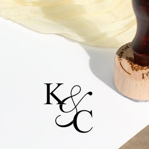 Wedding Logo Stamp,Custom Stamp for Weddings,Initial Stamp,Custom Wedding Gift ,Engagement Gift,Custom Favor Stamp,Handmade Wedding Stamp