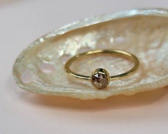 Honeyed Diamond Ring