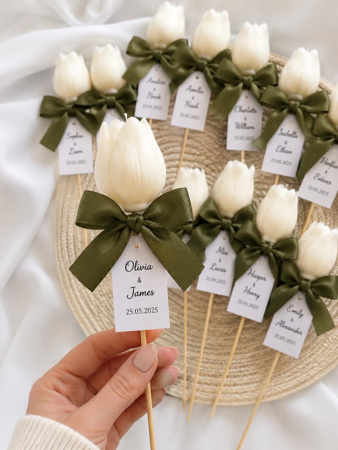 Personalized Tulip Candle Favors, Elegant Floral Wedding Guest Gift ...