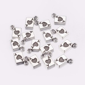 Dijes de cartas de plata envejecida con forma de as de corazones, dijes en miniatura, dijes de naipes, dijes de doble cara, venta al por mayor, 20 piezas