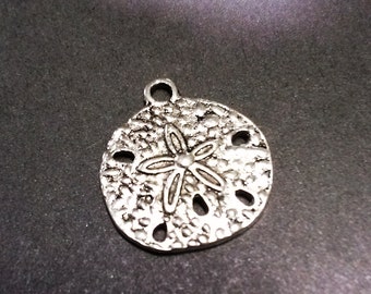 Sand Dollar Charms Sand Dollar Pendants Antiqued Silver Charms Ocean Charms Nautical Charms 10 pieces