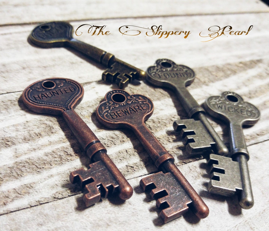 Word Keys Assorted Skeleton Keys Pendants Antiqued Copper Etsy