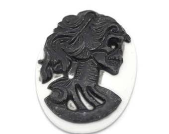 Skeleton Cameo Cabochons Gothic Cameo Skull Cameo Skeleton Cabochons Lolita Cameo Skeleton Lady Cameo Oval Cabochons 25x18 Cabochons White