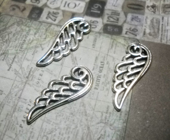 10 Angel Wing Charms Antique Gold Tone Filigree Wings Pendants 24mm