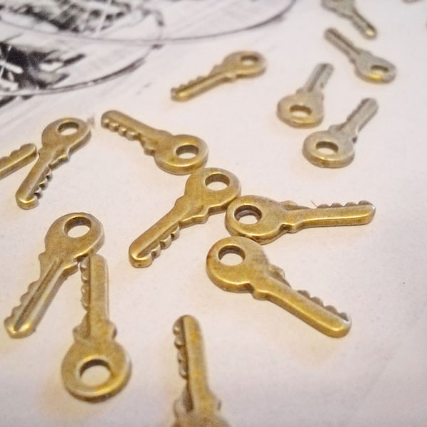 Key Charms Tiny Keys Miniature Keys Skeleton Key Tiny Skeleton Keys Bronze Keys Bronze Key Charms 20 pieces