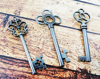 Black Skeleton Keys Gunmetal Skeleton Key Pendants Steampunk Findings Wedding Favors 2 Sided 2 Inch Keys 3pcs