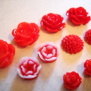 Flower Cabochons Red Flower Flatbacks Flat Back Flowers Red Flowers Assorted Cabochons Resin Cabochons Resin Flowers Mum Cabochons 10pcs