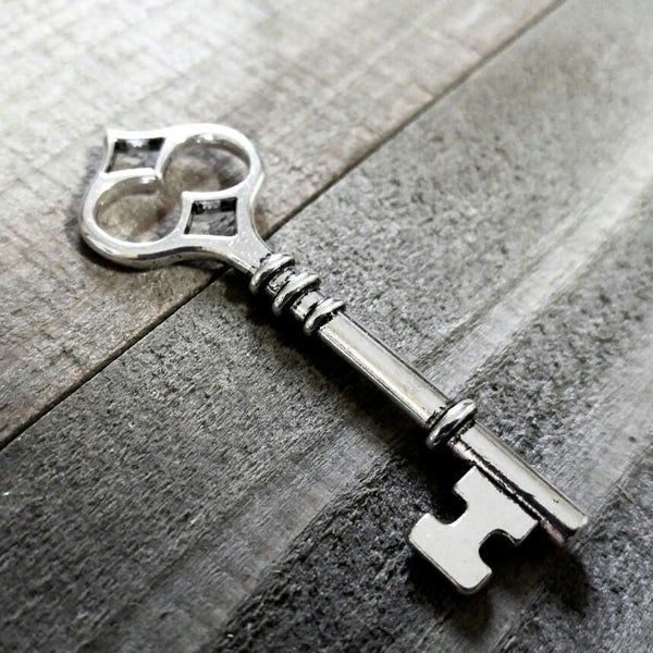 Silver Key Pendant Skeleton Key Pendant Key Charm Steampunk Key Big Key Large Key Old Fashioned Key